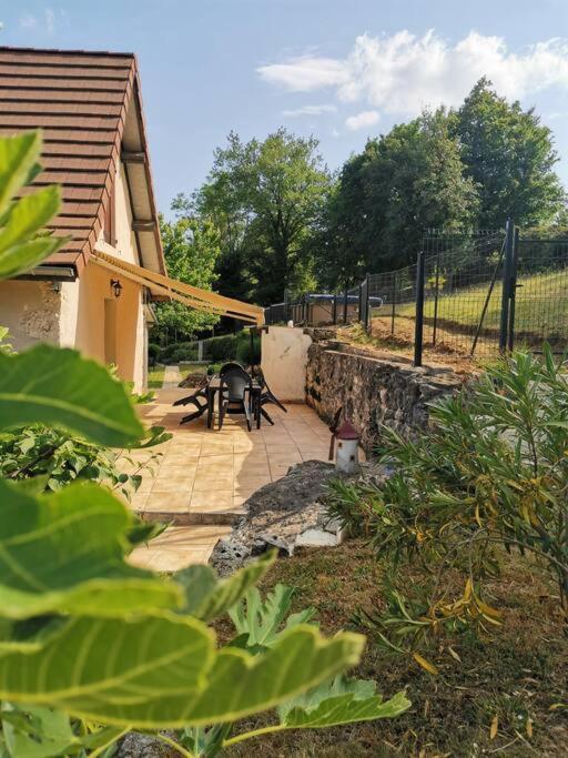 Le Machaon , Rural *** Avec Espace Piscine Prive Holiday home