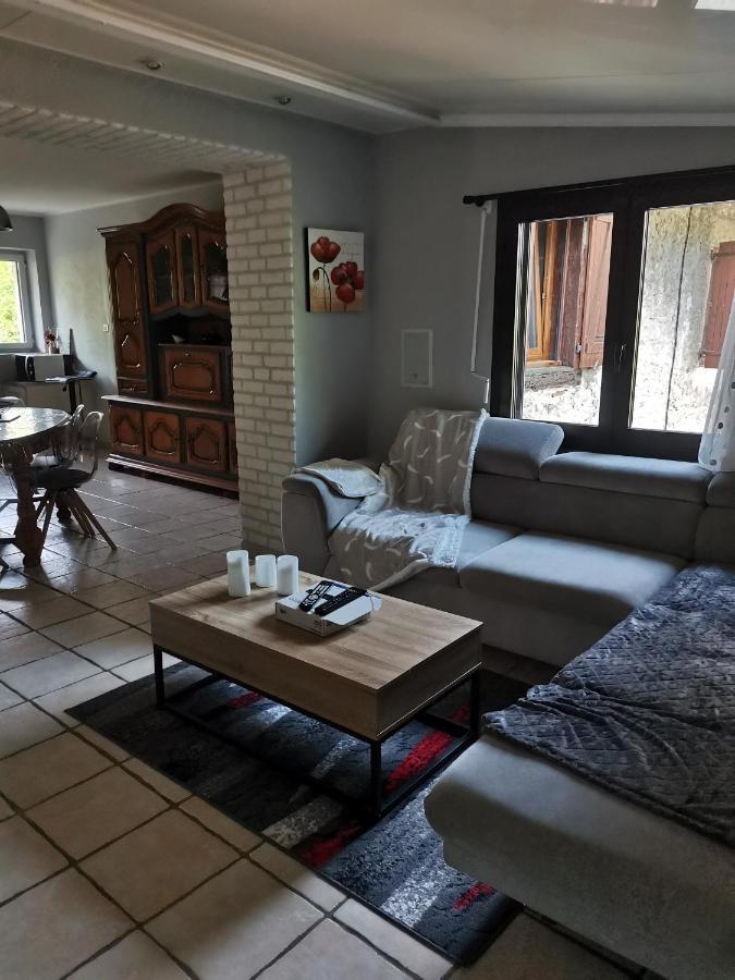 Le Machaon , Rural *** Avec Espace Piscine Prive Holiday home Bregnier-Cordon
